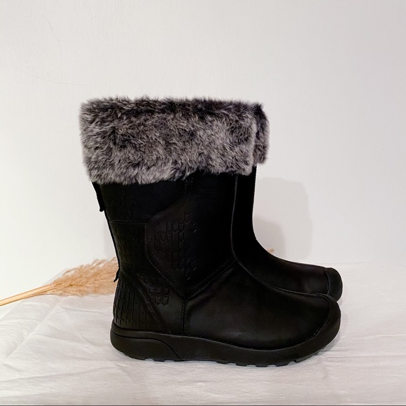 Keen Shoes - Keen Fremont Zip Waterproof Boots-Black w/Fur